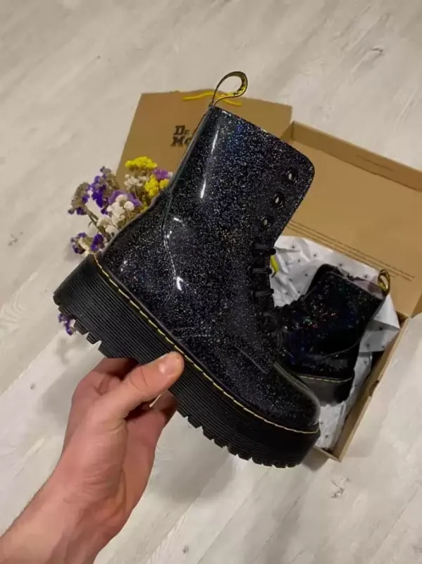 Dr. Martens Jadon Galaxy